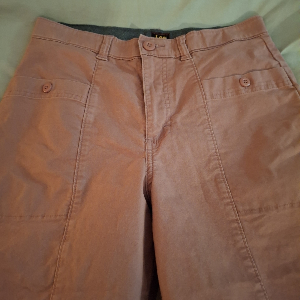 Lee Women's Cargo Pants in Light Peach - Picture 4 of 9